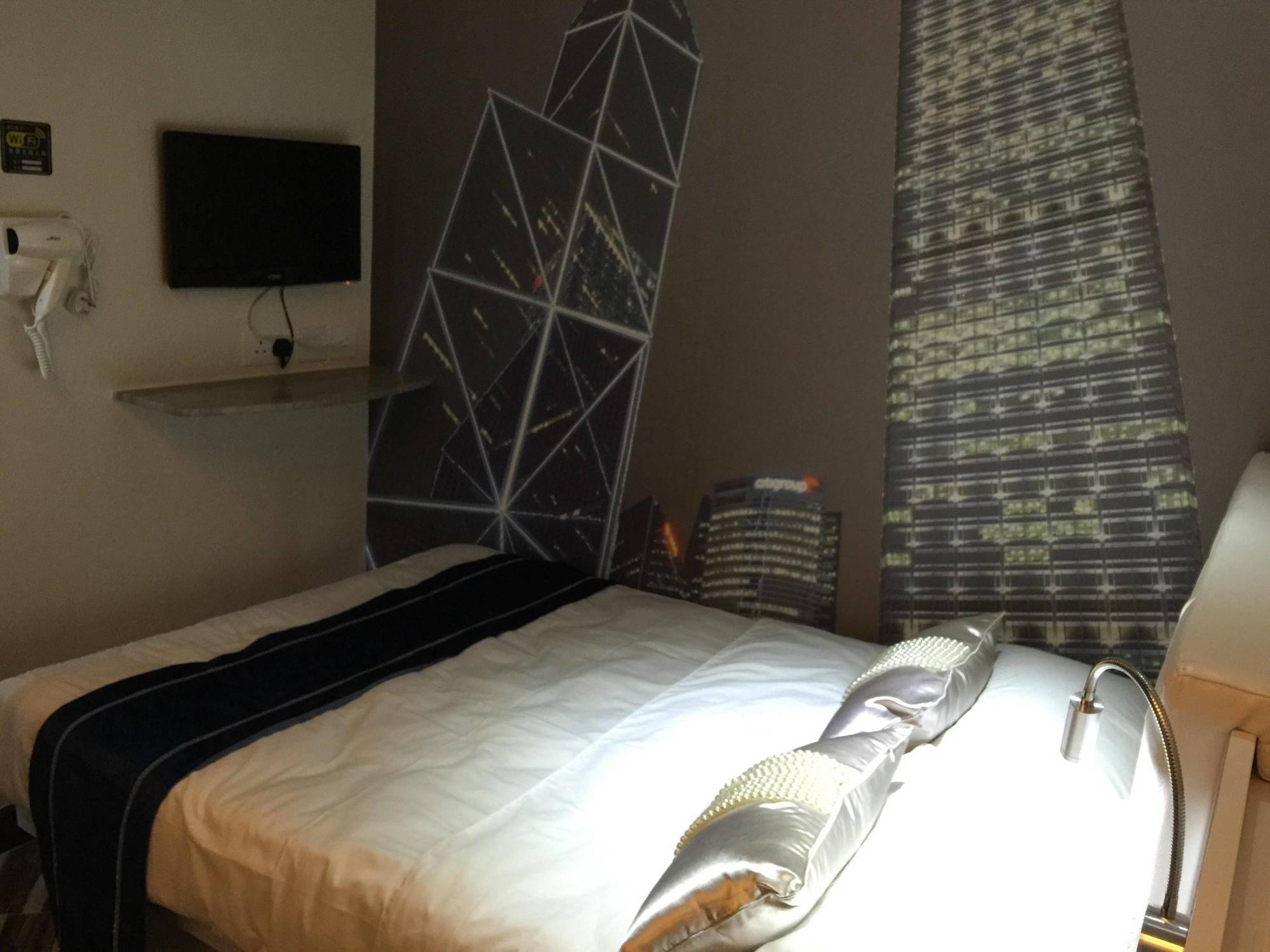 Move Inn Hong Kong Extérieur photo